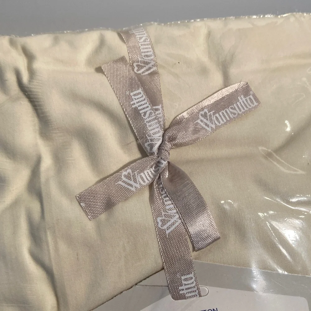 Wamsutta Supercale Cream twin Fitted Sheet in package